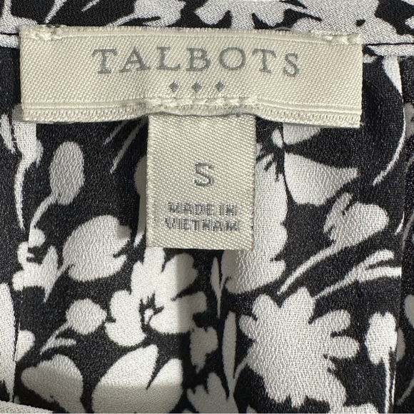 Talbots popover top, size small, flowy, black and white, lightweight, spring - Picture 5 of 8